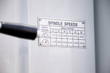 Вертикально-сверлильный станок В-1835G/400