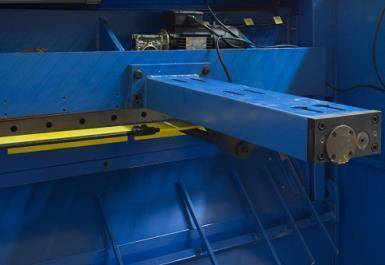 Гильотина электромеханическая Stalex Q11-4x1300NC