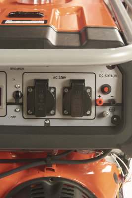 Генератор бензиновый 6,0 кВт 220В 27 л с электростартером и колесами TOR KM8000H