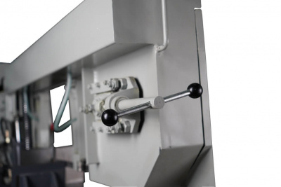 Ленточнопильный полуавтоматический станок BSM-330R SAF