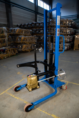 Штабелер-бочкокантователь гидравлический 0,35 т 1,4 м TOR COT