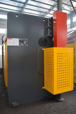 Гидравлический пресс MetalMaster HPJ 2563