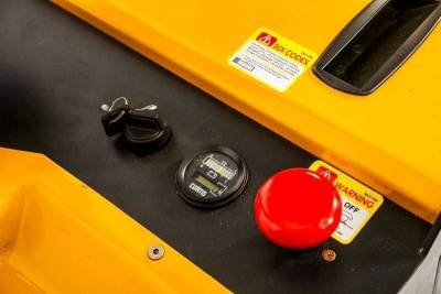 Штабелер самоходный 1,5 т 3,0 м TOR ES15DE (с платформой)