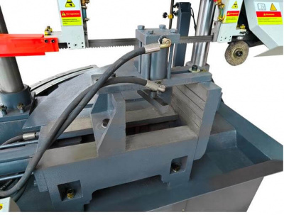 Ленточнопильный двухколонный станок MGH-300 Z60