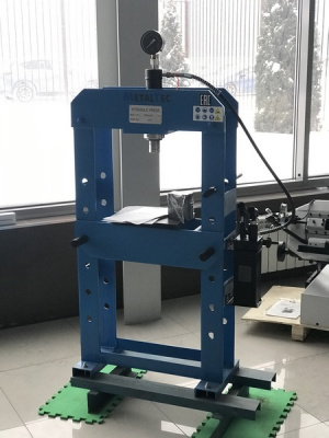 Гидравлический пресс MetalTec HP 63