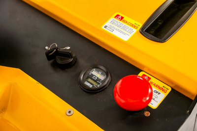 Штабелер самоходный 2,0 т 5,5 м TOR ES20T4 24/210 В/Ач ЭУР, Curtis, H-мачта (с платформой)