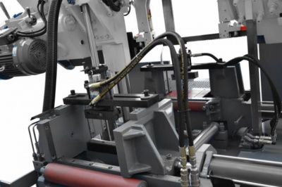 Автоматический двухколонный ленточнопильный станок Metal Master MSK-400