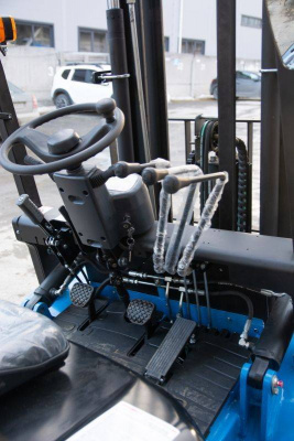 Погрузчик дизельный TOR HFD30 3,0 т 3,0 м