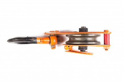 Блок монтажный однорольный с  крюком TOR HQG(L) K1-2,0 т с откидной щекой