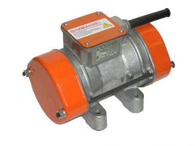 Вибратор площадочный ИВ-99 Б(42 В) 045-0010